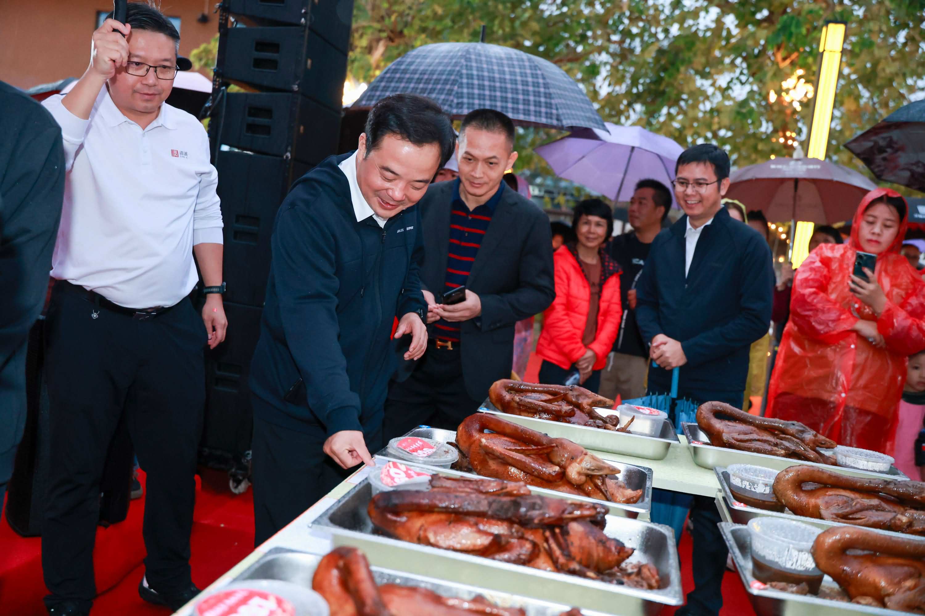 百鵝威宴尋味客家2024清溪鎮(zhèn)第二屆客家“燜年鵝”現(xiàn)場烹飪活動(圖20)